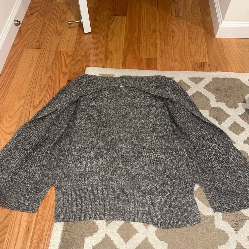 Chunky Abercrombie oversized cardigan sweater long grey knit - women’s medium - Picture 5 of 7